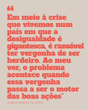 Isabela Mariotto Instagram - Se você se interessa por temas como desigualdade, sustentabilidade e também ama uma boa dose de irreverência, provavelmente foi impactado aqui pelos vídeos de Tina (@a.vida.de.tina), personagem viral criada pela atriz Isabela Mariotto (@isabela_mariotto) durante o ócio criativo pandêmico, em parceria com a também atriz Júlia Burnier, com quem divide a criação dos roteiros e a interpretação – Isabela é o corpo de Tina e Júlia, a voz. 

Mas a versatilidade e a destreza de Isabela como atriz não se resumem às esquetes divertidamente constrangedoras de Tina. Foi sob o teto do marco arquitetônico desenhado por Lina Bo Bardi para sediar o Teatro Oficina que a atriz encontrou solo fértil para se desenvolver como profissional. O diretor José Celso Martinez, com sua antena captadora de frequências, rapidamente percebeu o talento da atriz também para a comédia, lhe dando o desafio de interpretar personagens hilários em obras de peso como "Macumba Antropófaga" e "Roda Viva", que dispensam apresentação.

Mas foi no seu primeiro filme, o longa Regra 34, com direção de Julia Murat, que a paulistana viveu um dos grandes momentos da sua carreira até aqui. Indicado para o prêmio de Melhor Filme, na 75° edição do Festival de Locarno, um dos mais disputados festivais de cinema do mundo, que aconteceu durante o mês de agosto deste ano, na Suíça, o longa, que traz Isabela como um dos destaques, saiu vencedor máximo do festival. Isso mesmo: um filme brasileiro ganhou o título de melhor filme em um festival europeu, em tempos de desmonte da cultura no Brasil.

"Em meio à crise que vivemos num país em que a desigualdade é gigantesca, é razoável ter vergonha de ser herdeiro. Ao meu ver, o problema acontece quando essa vergonha passa a ser o motor das boas ações", conta Isabela em entrevista à repórter Ágata Fidelis (@agatafidelis). Confira o papo completo no link da bio!

📸: Divulgação

#avidadetina #precisotomarumaatitude #isabelamariotto #tina #humor #cinema #cinemanacional #regra34