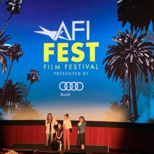 Isabella Kai Instagram - Today we got to share our special film with so many of our friends and family. And I got to share it for the first time with @violetmcgraw who is adorable in it! Thank you to everyone who came out! Can’t wait for the rest of the world to see it💜 #TheFriend #DakotaJohnson #CaseyAffleck #JasonSegel #IsabellaKai #violetmcgraw