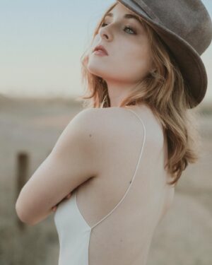 Isabella Kai Instagram - 🌾 
photographer: @shannonlsewell