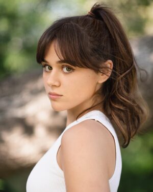Isabella Pappas Instagram - headshots in LA by @deeloarizona