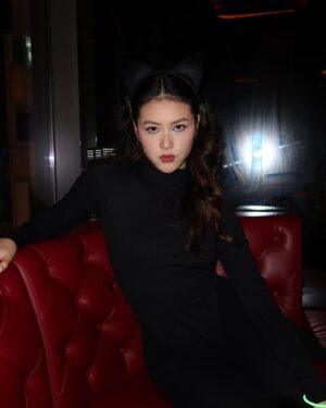 Isabella Wei Instagram - dress up