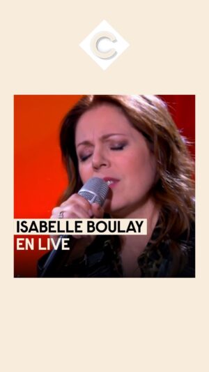 Isabelle Boulay Instagram - 🎵 @isabelleboulayofficiel en live sur la scène de #CàVous 🎵

#CaVous #IsabelleBoulay #live #musique