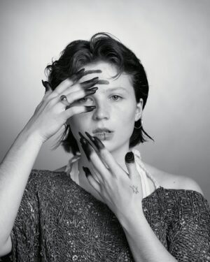 Ísadóra Bjarkardóttir Barney Instagram - is there something on my @thefacemagazine ?