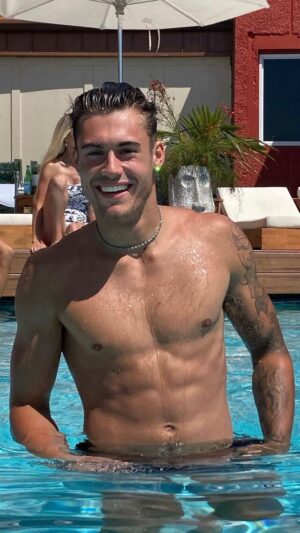 Isaiah Campbell Instagram - Representing South Dakota at the Mister USA 2024 pageant Isaiah Campbell @zayycamp on August 11, 2024 in Hollywood California! The winner of Mister USA will be the country’s representative at the MISTER UNIVERSE 2024 @themisteruniverse on September 28, 2024 in Los Angeles Ca USA! Please make sure to show him some love on his journey! @themisterusa 
.
.
.
.
#misterusa #mrusa #2024 #misteruniverse #southdakota #modernman #pageant #losangeles #hollywood #california #usa