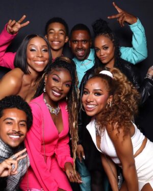 Isaiah Russell-Bailey Instagram - @transformersmovie x Young Hollywood Event

#YoungHollywood #TransformersRiseOfTheBeast