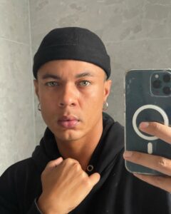 Actor Ismael Cruz Cordova HD Instagram Photos and Wallpapers June 2024