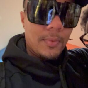 Ismael Cruz Cordova Instagram - Hello but in British