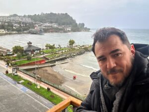 Ismael Serrano Instagram - Ya en Puerto Varas. Mañana concierto en Frutillar.