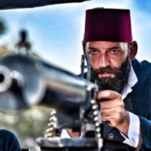 İsmail Hakkı Instagram - “Benim olduğum yerde hır çıkarsa can da çıkar” #EşrefAziz #PayitahtAbdülhamit @payitahtdizi @esfilmcomtr