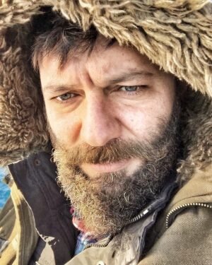 İsmail Hakkı Instagram - Bazı insanlar kara bulutlara benzer. Onlar gittiğinde hava güzelleşir..
.
Some people are like dark clouds .. The weather becomes nicer when they get out of your life..
.

بعض الناس مثل السحب الداكنة .. يصبح الطقس أجمل عندما يخرجون من حياتك..
.
Некоторые люди похожи на темные тучи ... Погода становится лучше, когда они уходят из твоей жизни..
.
Neki su kao tamnih oblaka .. Vrijeme postaje ljepše kad oni napuste tvoj život..
.
Sesetengah orang seperti awan gelap .. Cuaca menjadi lebih baik apabila mereka keluar dari hidup anda..
.
Manche Menschen sind wie dunkle Wolken. Das Wetter wird schöner, wenn sie aus Ihrem Leben herauskommen..
.
🌹💚