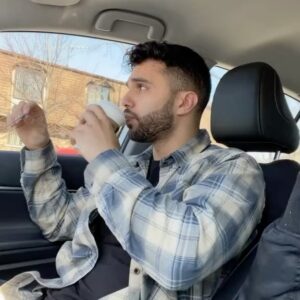 Ismail Taher Instagram - It’s a beautiful house @nevaehmarie #funny #comedy #reels