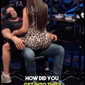 Ismail Taher Instagram - Me and my barber 4 life @omar.the.barber #funny #comedy #reels