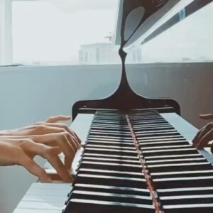 Isobel Waller-Bridge Instagram - 🤗 #debussy