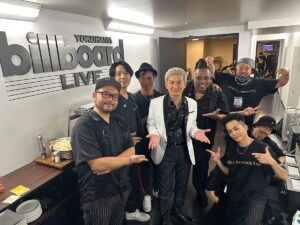 Issa Hentona Instagram - 横浜公演にお越し下さいました皆々様❕

本当にありがとうございました😃

最高のメンバーさんと全てのスタッフさんと皆々様のお陰で忘れられない１日になりました✨

明日からの東京公演も素敵な思い出を作りましょう🤲

#issapremiumliveatbillboradlive 
#issa 
#感謝