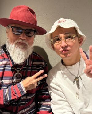 Issa Hentona Instagram - 先輩ありがとうございます🤲

大事に使います🕶️

@lalmaminei0403 
@n.s.h.9