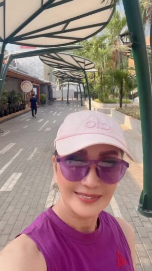 Ita Mustafa Instagram - j’dore   sporty ……