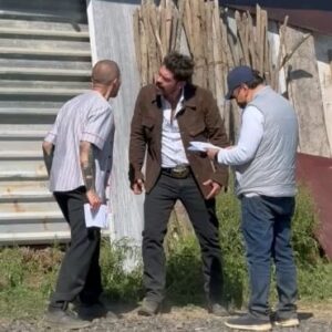 Iván Arana Instagram - "Como dos niños jugando en el recreo, el ego se disipa y la creación es lo único que importa " 

Gracias amigo @davidponcesoy por acompañarme en este viaje.

#skinny
@elsenordeloscielos
. @ydna_dy_andy_  video