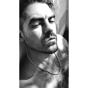 Iván Arana Instagram - "Qué sería de ti 
  sin todas 
  tus luces 
  y tus sombras".