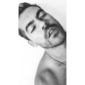 Iván Arana Instagram - ⚪⚫...

Buen fincho.