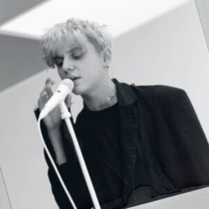 Ivan Dmitrienko Instagram - Ваня Дмитриенко - Дождь (Live)
Премьера 20 октября 🌧