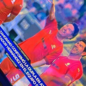 Iván Zamorano Instagram - Partido #LeyendasCONMEBOL una noche mágica con verdaderos cracks, compañeros y amigos. Gracias a todos por el cariño ⚽️⚽️❤️❤️