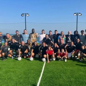 Iván Zamorano Instagram - Torneo #FIFA leyendas, con algunos crack del fútbol mundial !!