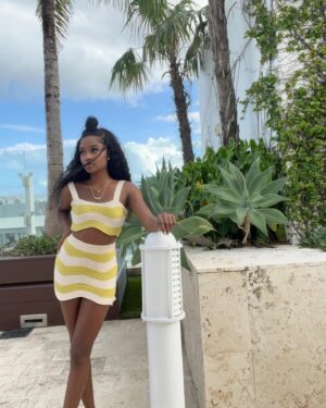 Iyana Halley Instagram - Less been more lately 🌊🍃 @FashionNova 

-wearing Going With You skirt set ☺️ #FashionNova