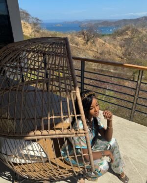 Iyana Halley Instagram - Another year, but I’m timeless 🎂🥳👑🎉 happy birthday to me!🌴

I’m so extremely happy and grateful right now. Thank you God for seeing me fit to see yet another year. This year already feels extra special for me. I just want to grow and evolve and become the best version of myself. Feeling SO BLESSED🍾😜🙏🏾🎂