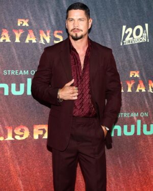 J. D. Pardo Instagram - Last night we celebrated the cast and crew of Mayans MC Season 4. So much blood, sweat and tears were put into making this season with one goal in mind: To deliver the GREATEST SEASON of MAYANS MC for you the FANS!

Thank you for another year @fxnetworks and THANK YOU the FANS for riding with us. I’ll see you tonight! Cheers! 🥂

Suit and boots by @fendi
Jewelry by @davidyurman 
Watch by @omega 

Styled by @warrenalfiebaker