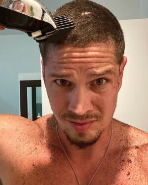 J. D. Pardo Instagram - Since I’m practicing social distancing like MOST of you are, and I’m staying my butt home, I’ve decided to cut my own hair. Started off trying to fade and ended up with a shaved head. Man, I never learn. This never goes well for me!🤦🏽‍♂️ 😂 Oh well... should I keep this for Mayans Season 3? #socialdistancing #stayhome #scar #finallyhavehaironmychest