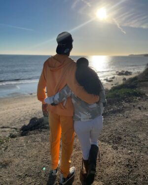 J.B. Smoove Instagram - They only made one of you and I’m happy I have you! 

Happy Valentines Day Boo Boo ❤️

#happyvalentinesday #1of1