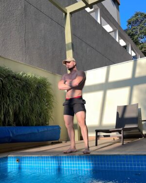 JP Gadêlha Instagram - frio   sol = sp