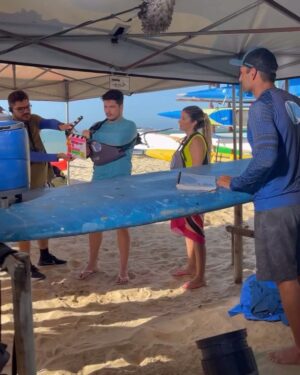 JP Gadêlha Instagram - Pense numa resenha esse rolê por Fortaleza com a @nocasomila! Amanhã tem episódio novo de Vem Fortalezear lá no @visitfortaleza! Perde não, que tá daquele jeitin!