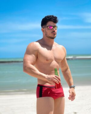 JP Gadêlha Instagram - ☀️🥵