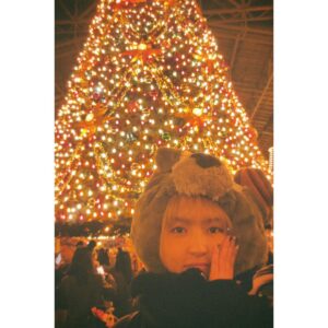 JUNNA Instagram - 初クリスマスディズニー🎄

写真プロの友達がいっぱい撮ってくれた📷🫶🏻