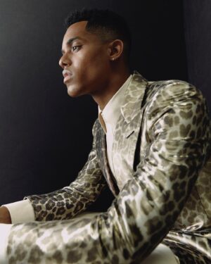 Jabari Banks Instagram - Gazing into the future w/ @vman 

From @vman 50 Spring/Summer 2023 Issue

Photography: @gregswalesart 

Fashion: @luca_falcioni_ 

Grooming: @alexahernandez.xyz (The Wall Group) 

Editors: @overlyopinionatedblackperson / @kalaherh / @matt.velasco 

Production: @agpnyc 

Text: @kayla_ce 

PR: @theledecompany