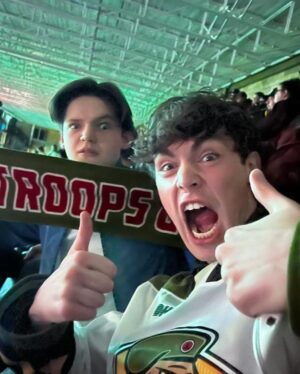 Jack Champion Instagram - When in Rome…🇨🇦 #gotroopsgo @ohlbattalion