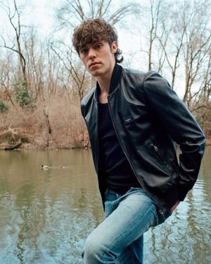 Jack Champion Instagram - @jackchampion has been living on a different planet.⁣ 🌎⁣
⁣⁣
At 18, he's appeared in two of the three highest-grossing films of all time. Now, after his role as Spider in the 'Avatar' series, he's joining the 'Scream' universe.⁣⁣
⁣⁣
At the link in bio, Jack opens up to i-D about his pathway into acting, getting used to being recognised in the street, and the atmosphere on set whilst playing Ethan in Scream VI.⁣⁣
⁣⁣
.⁣⁣
.⁣⁣
.⁣⁣
Text @patrick_sproull⁣⁣
Photography @_sabrinasantiago⁣⁣
#JackChampion #ScreamVI
