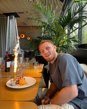 Jack Della Maddalena Instagram - Incredibly enjoyable trip and such a fun fight to top it off. My 27th birthday present I will be handing out a guillotine choke in a packed out Sydney arena.
I can’t wait!
