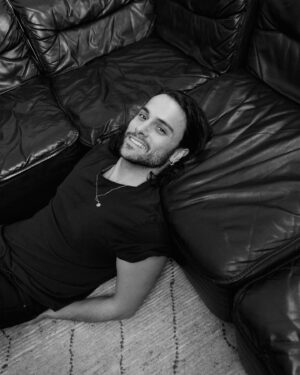 Jack Falahee Instagram - Clearly having trouble figuring out how couches work. Any direction appreciated