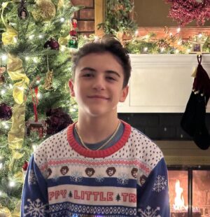 Jack Messina Instagram - Wishing everyone a Merry Christmas 🎄