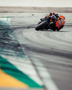 Jack Miller Instagram - It was a good test for us, lots of different items to put through the test. The boys and girls have done a fantastic job throughout the winter as the bike is working really well and everyone seems refreshed. There are a couple of areas in which I would like to improve myself in terms of setup and what have you but honestly feeling good, good but knackered after this innings in Sepang. Now time to get back to my girls and eyes forward to the next one 🤟