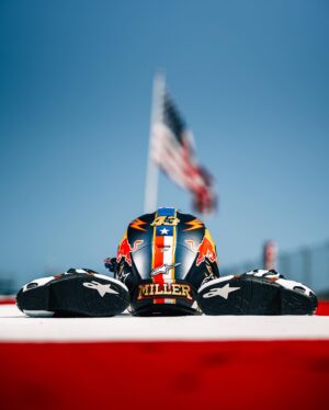 Jack Miller Instagram - I know I say it every single time, but I think this is the best one yet! Ridin’ COTA with something southern this weekend 🤠🇺🇸 Thanks @alpinestars & @dirtstudios, you’ve nailed it 🤟
