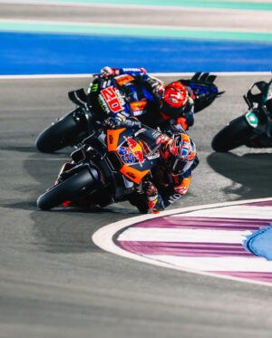 Jack Miller Instagram - Not a bad first day but not a great one. The start was good and the bike also but was tricky at the end with the soft front tire. We have an issue to sort and understand why we were passed a few times before tomorrow 🤟