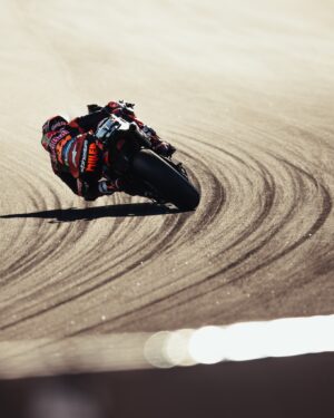 Jack Miller Instagram - Happy to be at Valencia, love this track even when I came off and took a big whack 😅 Was able to put in a lap to get us through to Q2, the bike is working well and looking forward to tomorrow 🤟