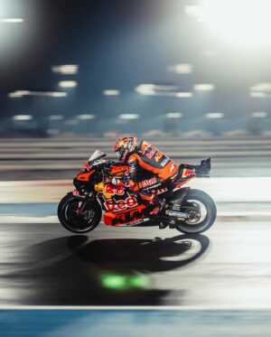 Jack Miller Instagram - It feels good to be back 🤟 Made some big changes to the electronics in the break and the bike is feeling good, looking forward to tomorrow.
