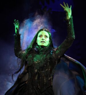 Jackie Burns Instagram - Happy 20th Wicked! I like so many others have been changed for good.  Thank you. 💚