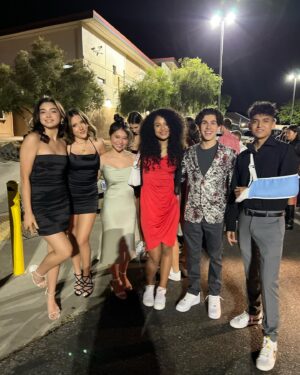 Jackson Dollinger Instagram - HOCO ‘22❣️
.
.
.
#jacksondollinger #avakolker #juliagarcia #elianasua #jaromsua #leahmeigold #highschool #homecoming2022 #hoco2022 #friends #homecoming #hoco