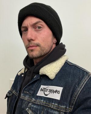 Jackson Rathbone Instagram - London! I’m coming to #mcmcc @mcmcomiccon this weekend, October 28th and 29th. I’ll be bringing these fresh new #BattleShkars patches with me. Come by, say hi, and get yerself some exclusive new merch! 
Show off your Battle Shkars!
