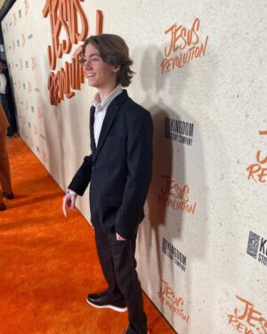 Jackson Robert Scott Instagram - So excited to share to the world Jesus Revolution! Tonight is the premier. I’m so grateful I was able to be a part of this project. Such a beautifully shot film and a great message of love and acceptance ❤️ And an awesome soundtrack too!!! 🎶🥰 #Lionsgate #JesusRevolution